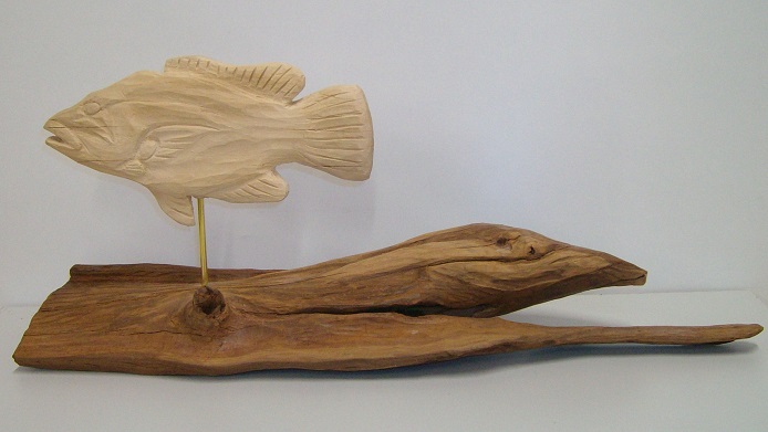 Fisch auf Holz